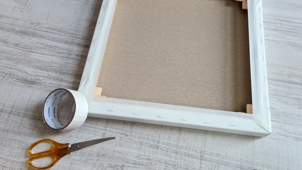 jak przygotować płótno do pouringu - taśma maskująca