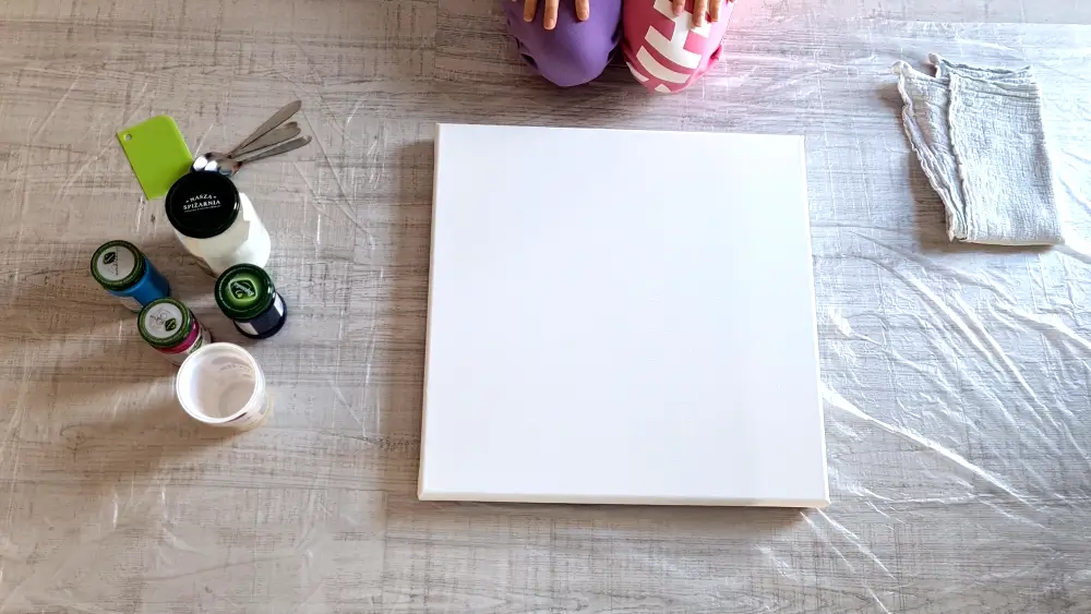 co jest potrzebne do pouringu na start -  przestrzen do tworzenia